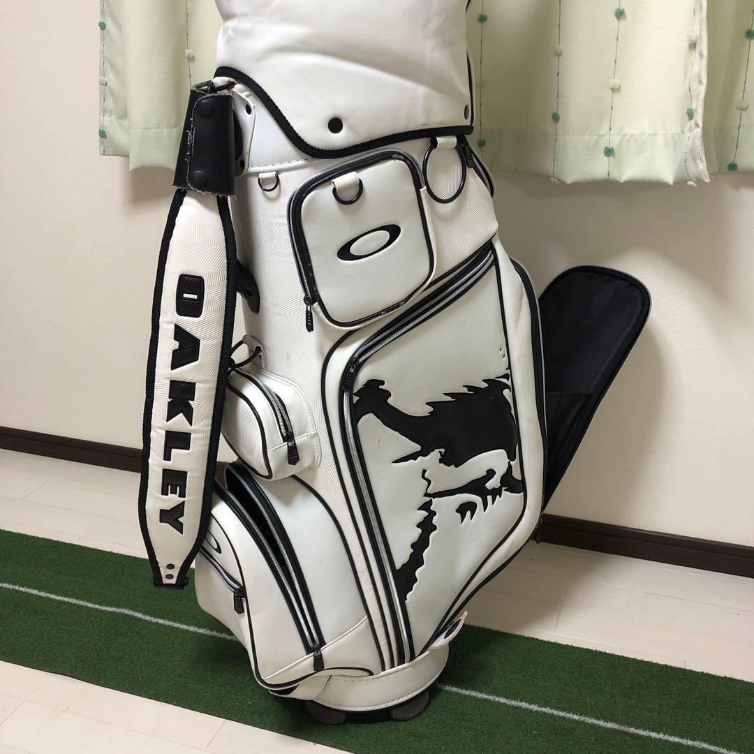 【OAKLEY】オークリースカル柄キャディバック カートタイプ