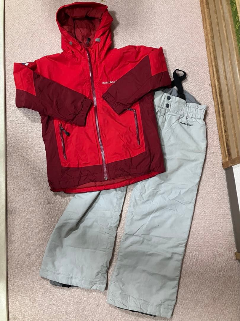 モンベル 140サイズ スノーウェア 赤 人気カラー