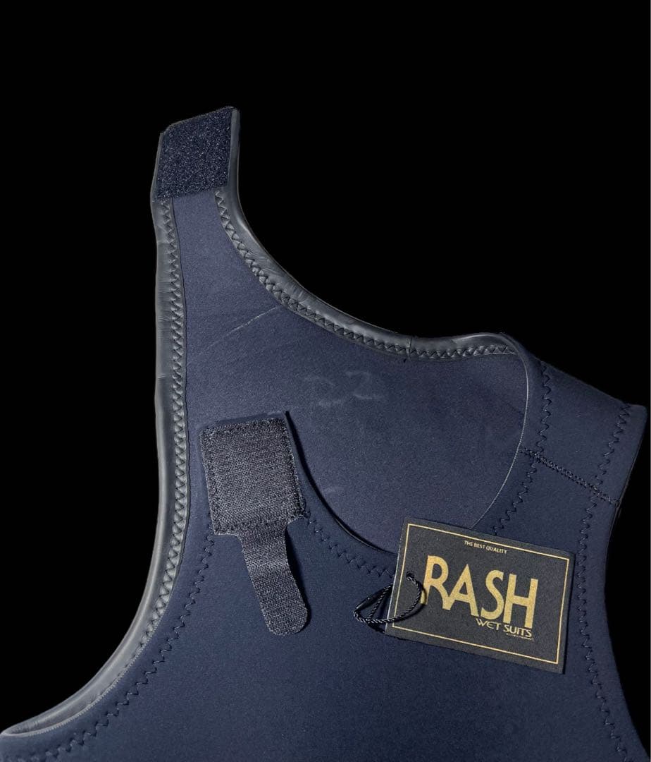 RASHのショートジョン　波乗りジャパンバックアップサポートメーカー