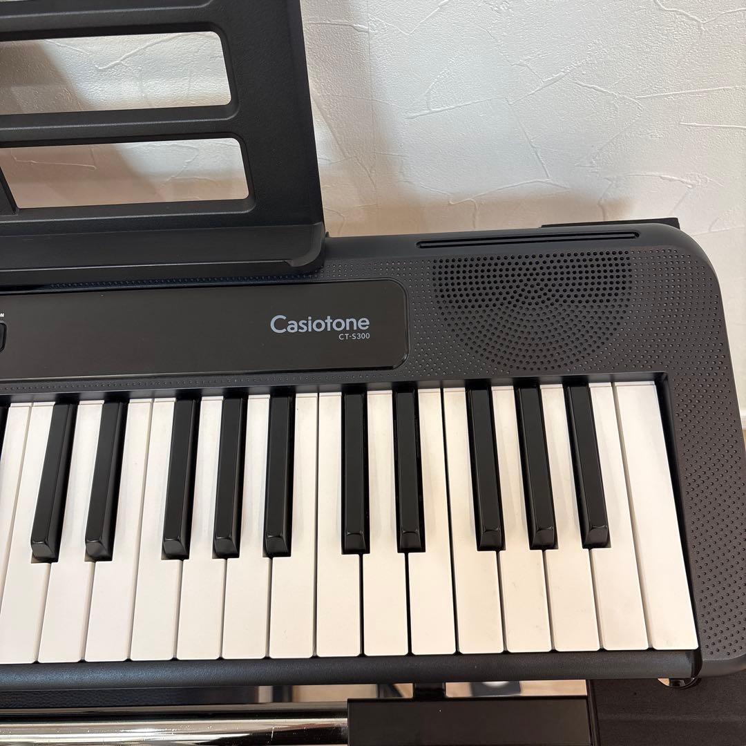 CASIO CT-S300 ブラック 61鍵盤 デジタルキーボード