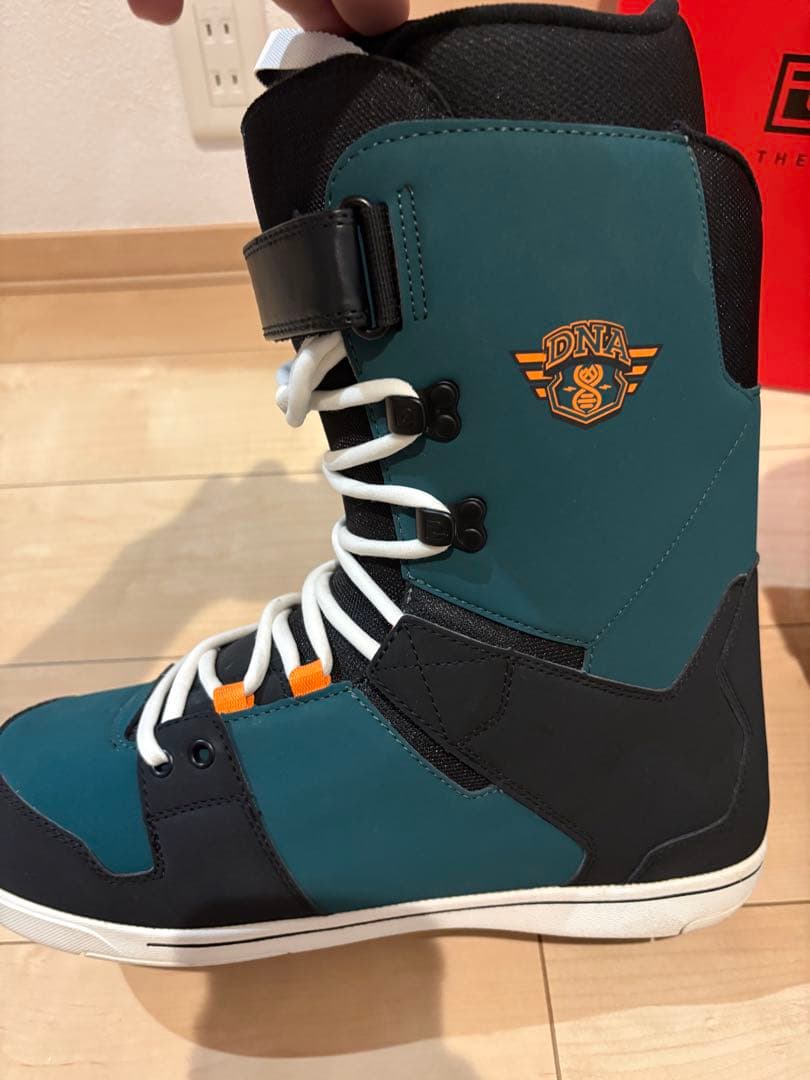 DEELUXE DNA スノーボードブーツ