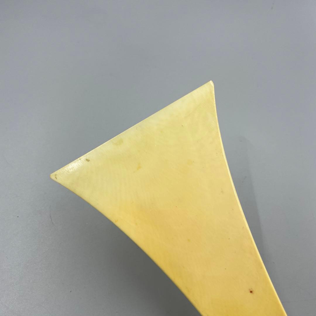 239ヴィンテージ 天然素材　三味線バチ　重さ約128g