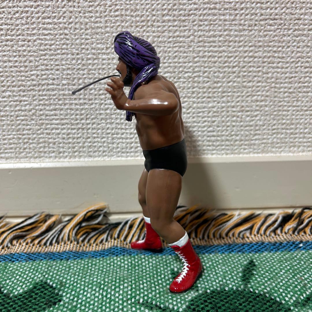 希少 キャラプロ タイガー・ジェット・シン 紫ターバン フィギュア