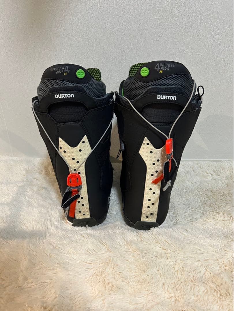 ［BURTON バートン］ION 15-16モデル 27.5センチ