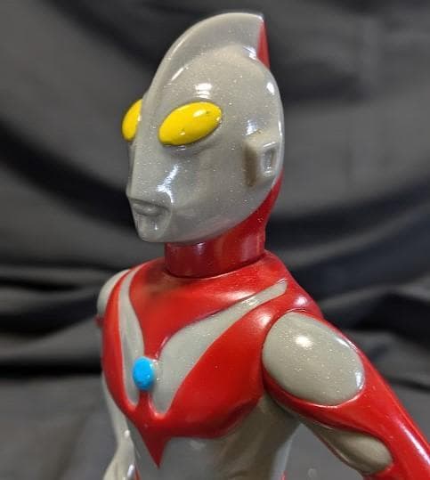 サイン入りウルトラマンaタイプ（Ｍ１号）ソフビフィギュア