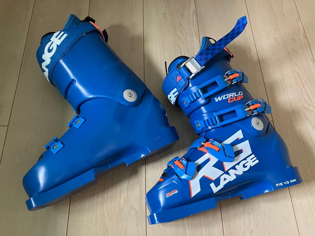 LANGE RS WORLD CUP スキーブーツ使用6日　美品