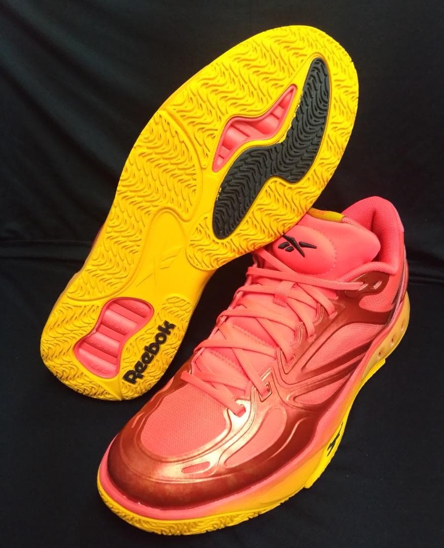 シューズ(男性用) REEBOK ENGINE A US10 28cm