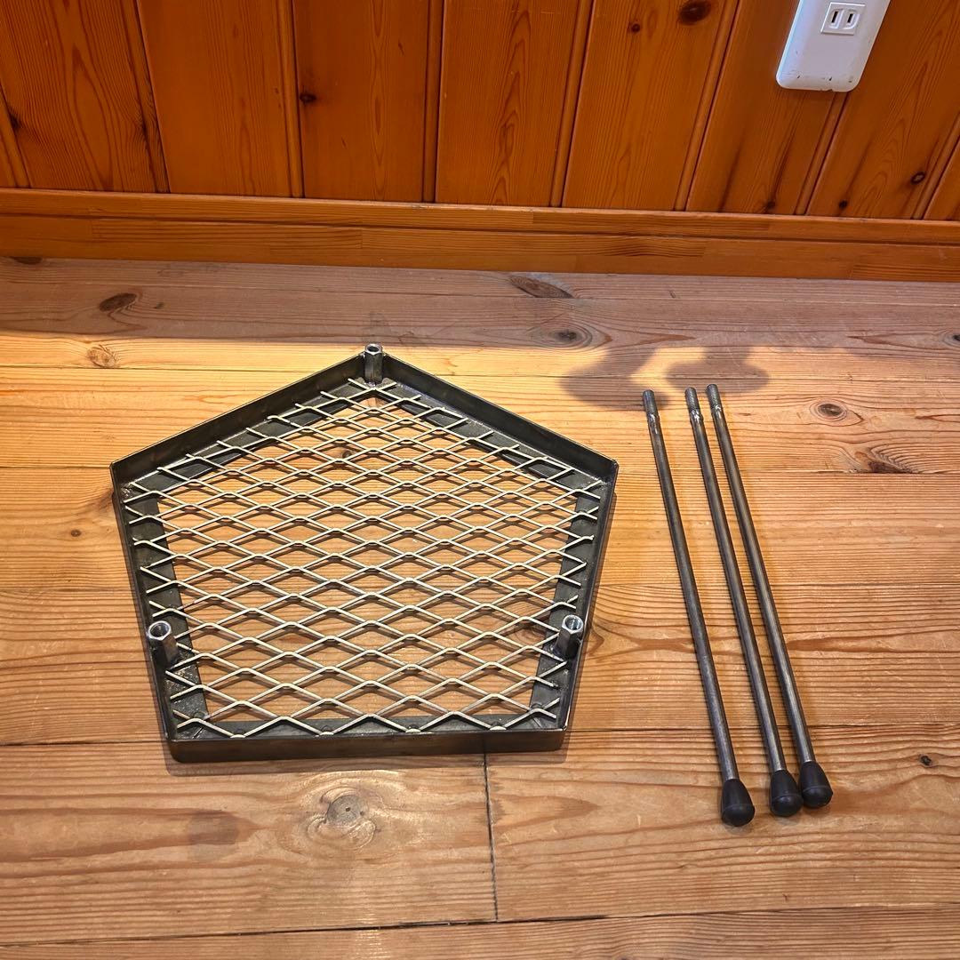 ペンタゴンテーブル　サイドテーブル　什器　アガベ棚　アイアンテーブル