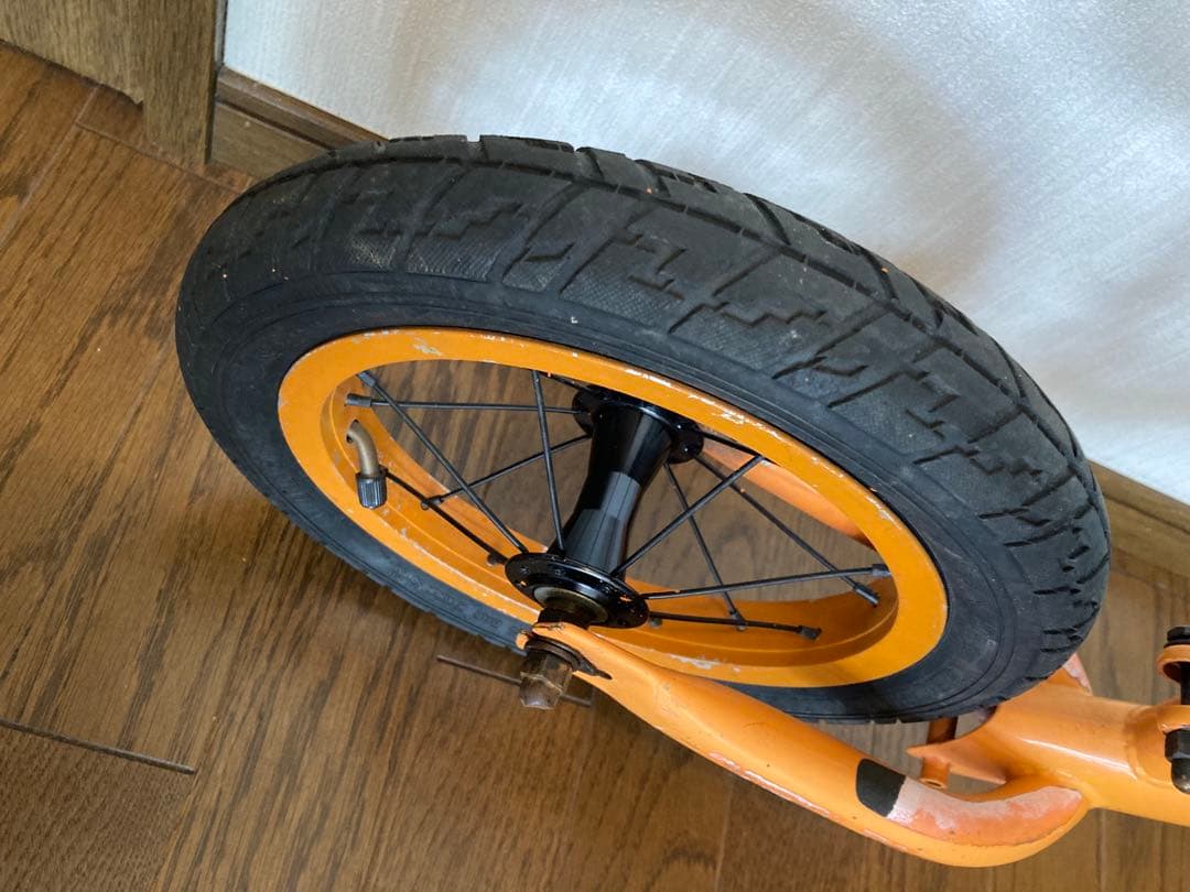 ストライダー カスタム車｜レース用タイヤ＆カスタムハンドル