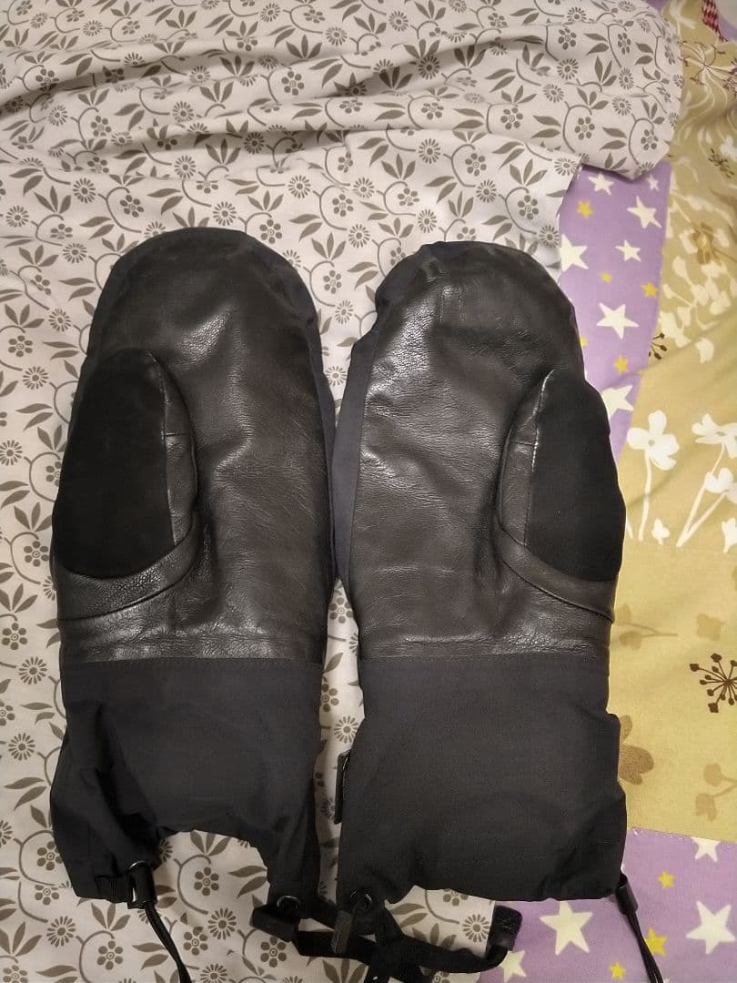 Burton [ak] ブラック ミトン グローブ　Ｌ