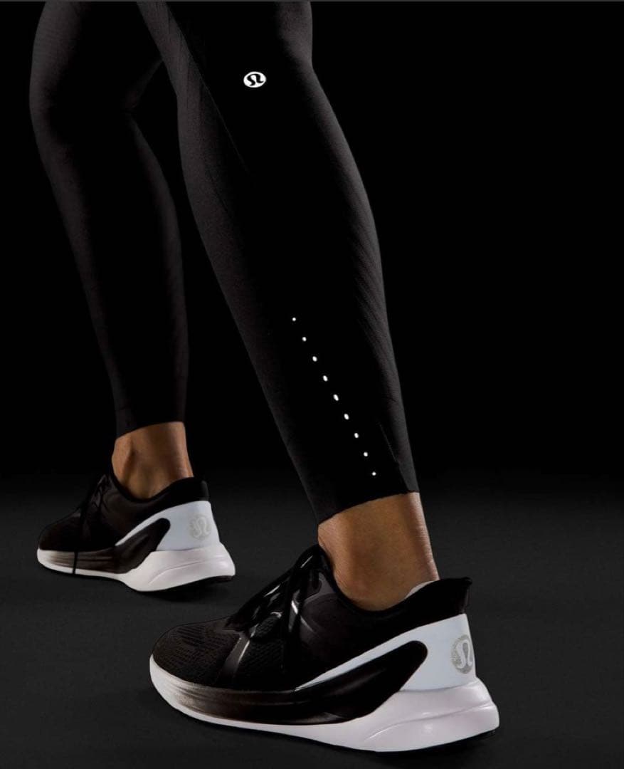 新品 ルルレモン SenseKnit Running HR Tight 28\"