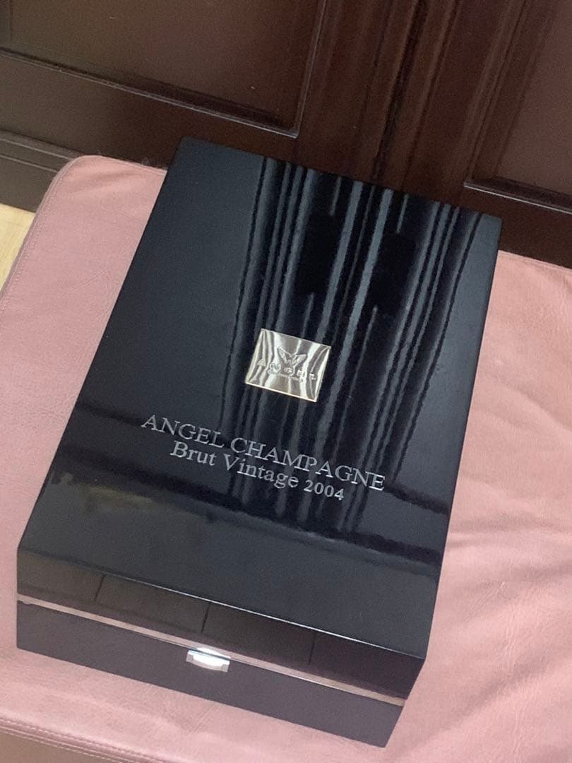 ANGEL CHAMPAGNE VINTAGE 2004 空瓶
