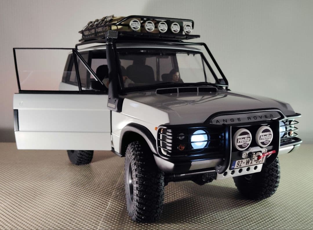 Axial scx10Ⅱ Range Rover RC4WD