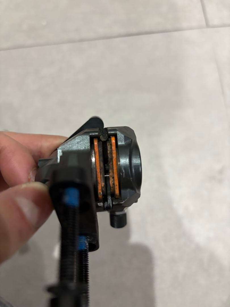 グロータック EQUAL ディスクブレーキキャリパーセット