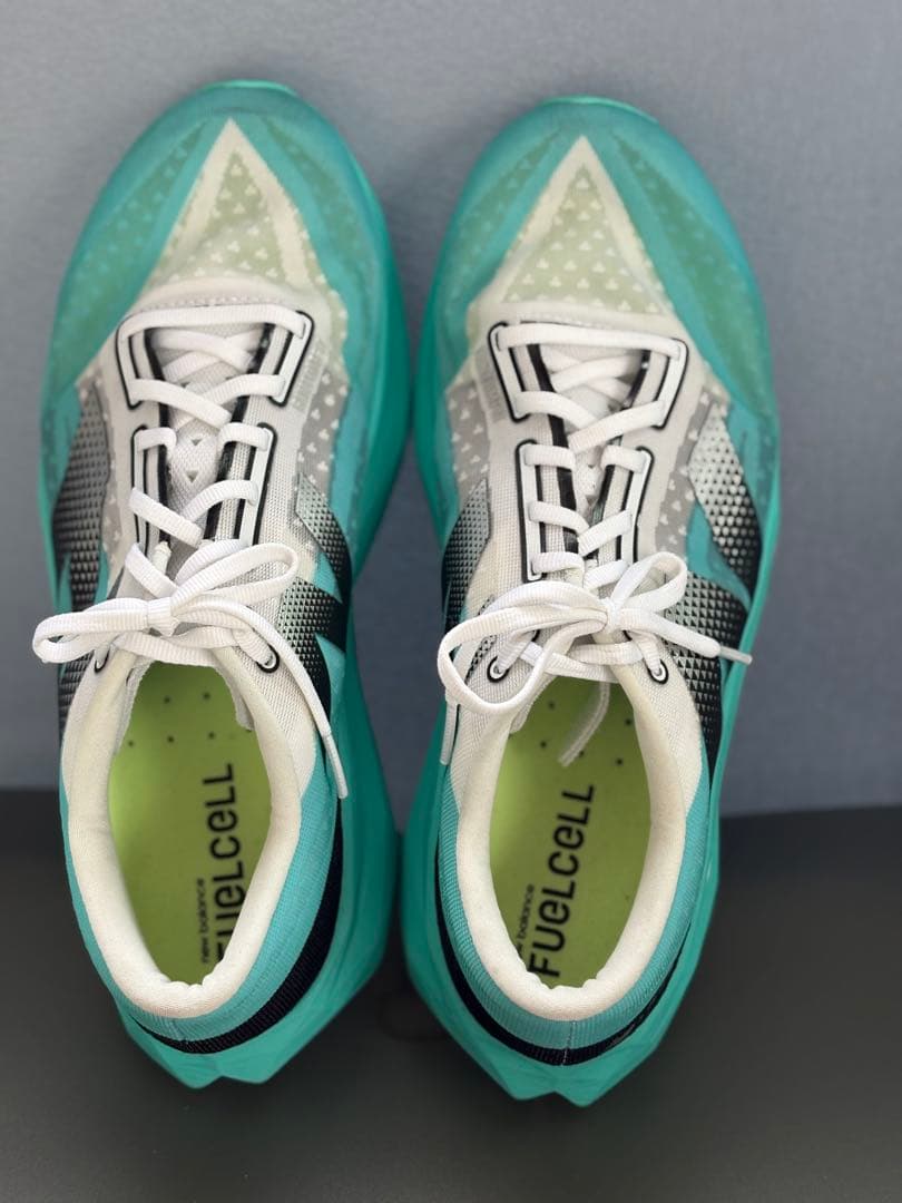 スパイク・シューズ New Balance FuelCell Rebel <No.188>