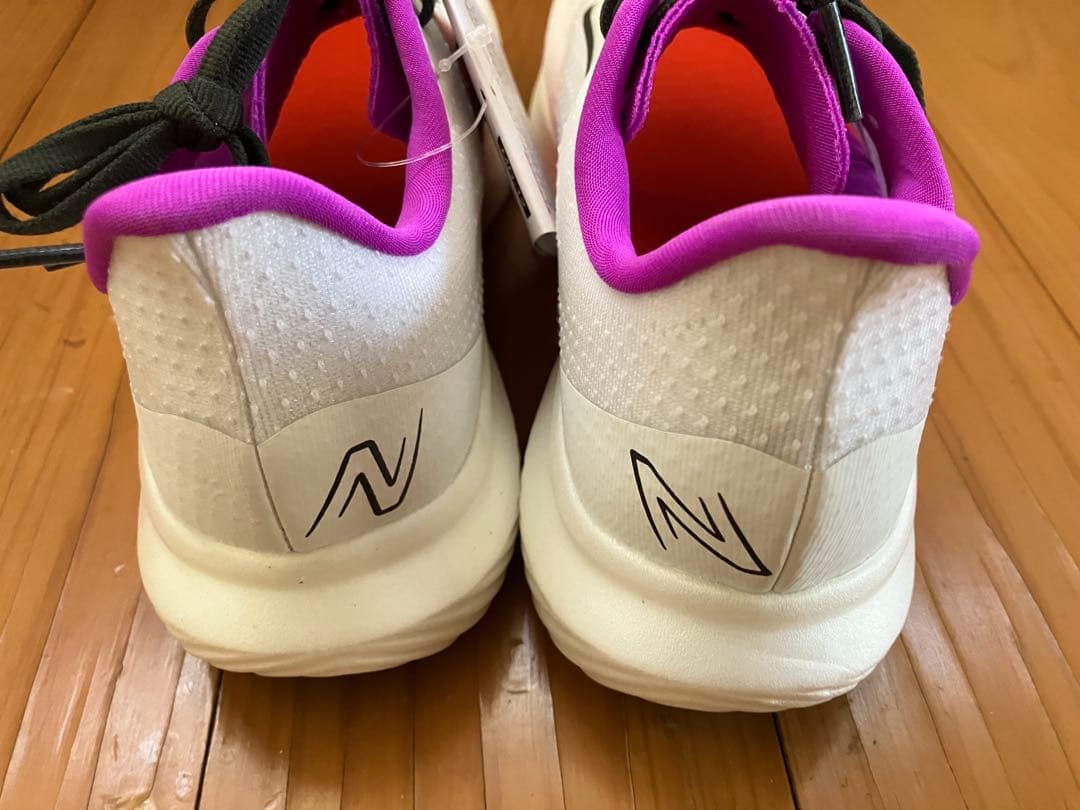 スパイク・シューズ New Balance FuelCell rebel 23.5 B