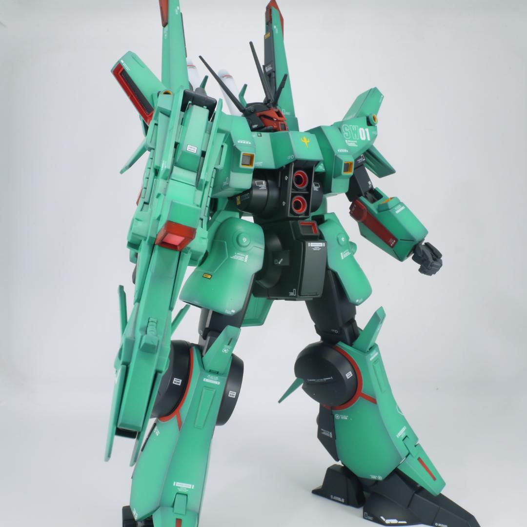 ガンプラ　HG ドーベンウルフ　全塗装　完成品