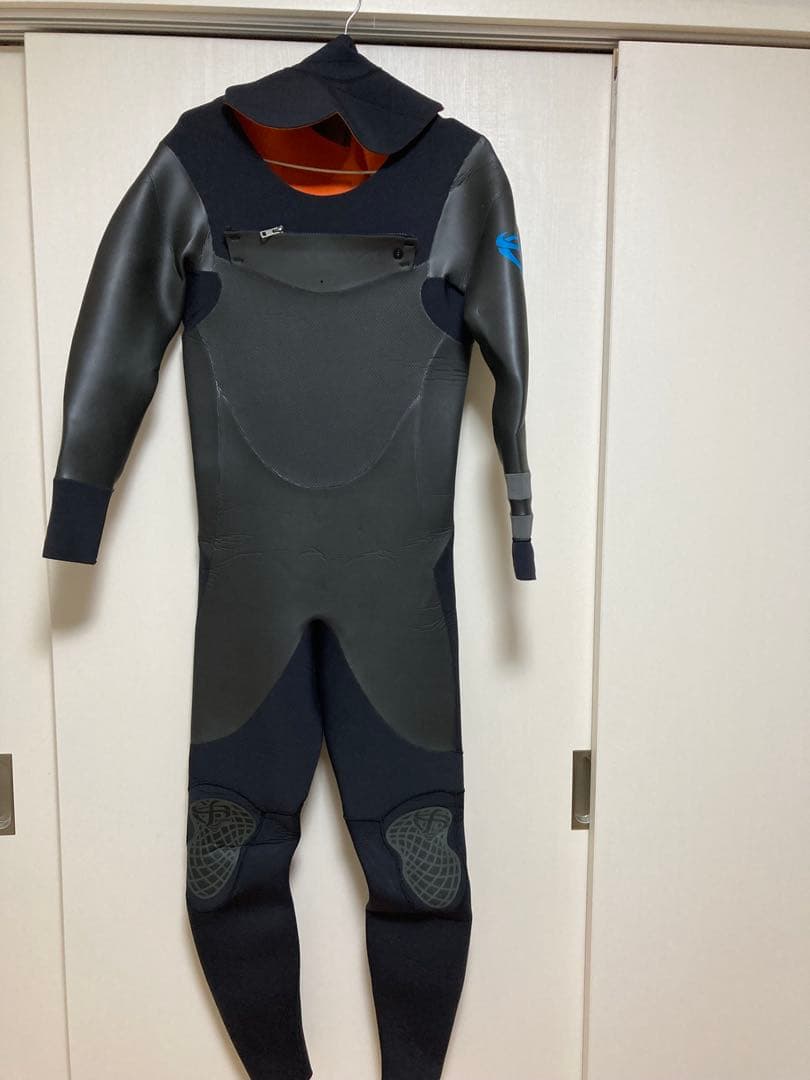fellw セミドライ　ウェットスーツ