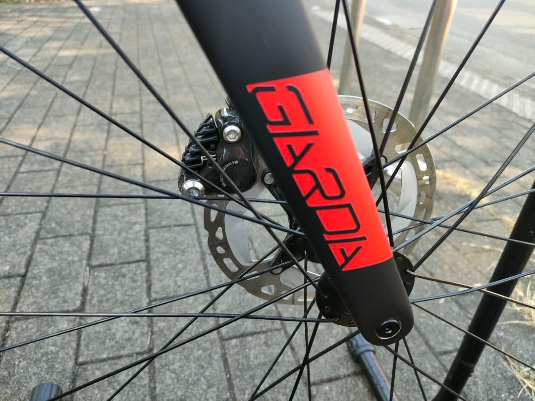 ウィリエール　ガルダdisc　完成車　ロードバイク　カーボンロード