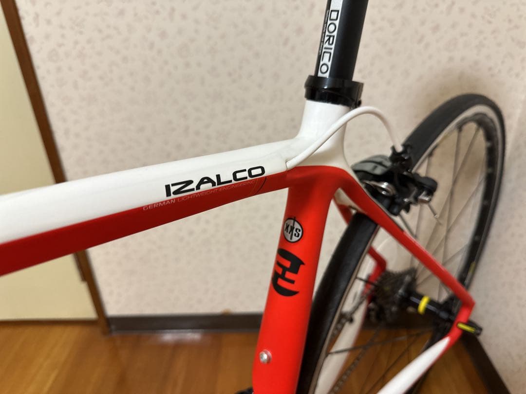 FOCUS Izalco Pro1.0 2回乗車、落車、傷なし