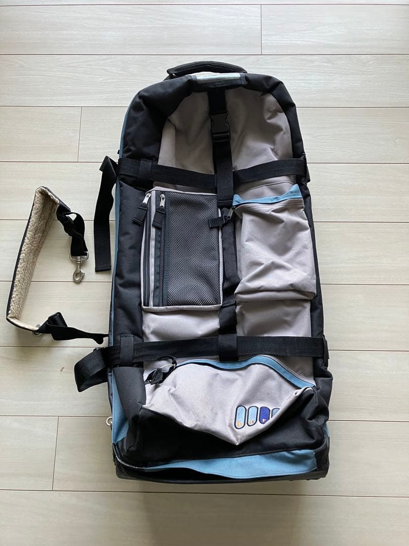 BURTON バートン　トラベルバッグ