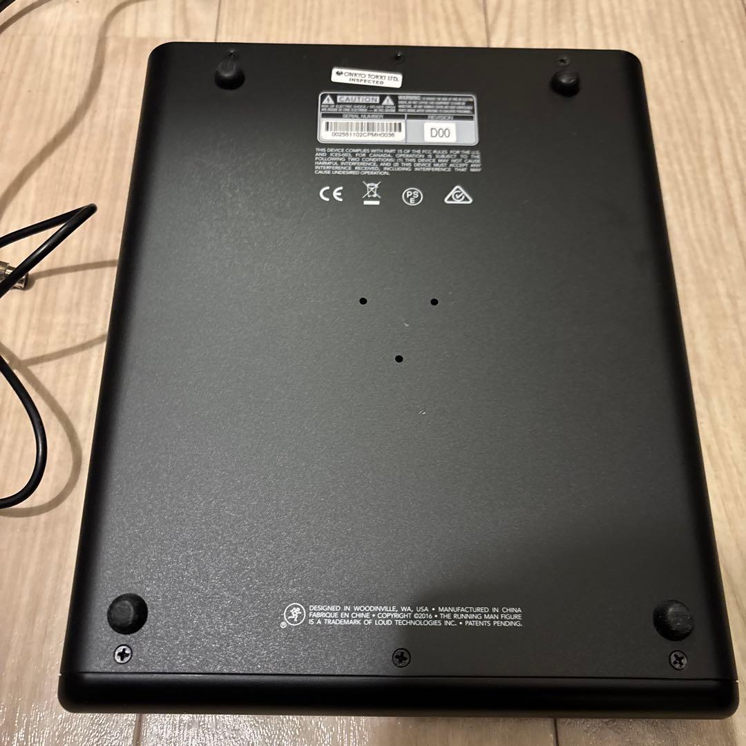 MACKIE「802VLZ4」8チャンネルアナログミキサー