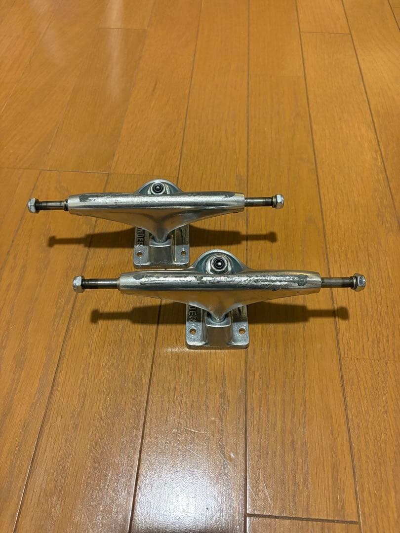 スケートボード Thunder T2 149