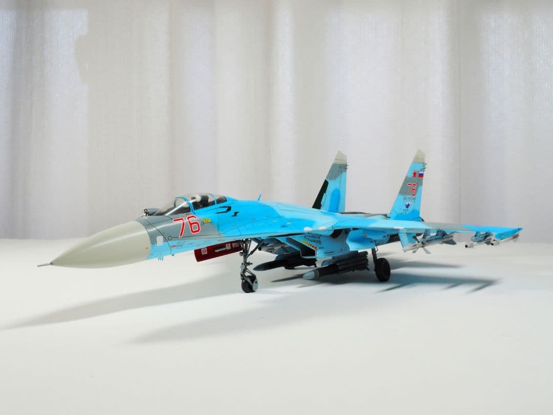 【プラモデル完成品】プラッツ 1/72 Su-27SM フランカーB