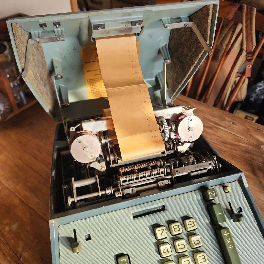 ＶＩＣＴＯＲ ヴィンテージ 計算機 ６０'Ｓ アメリカ