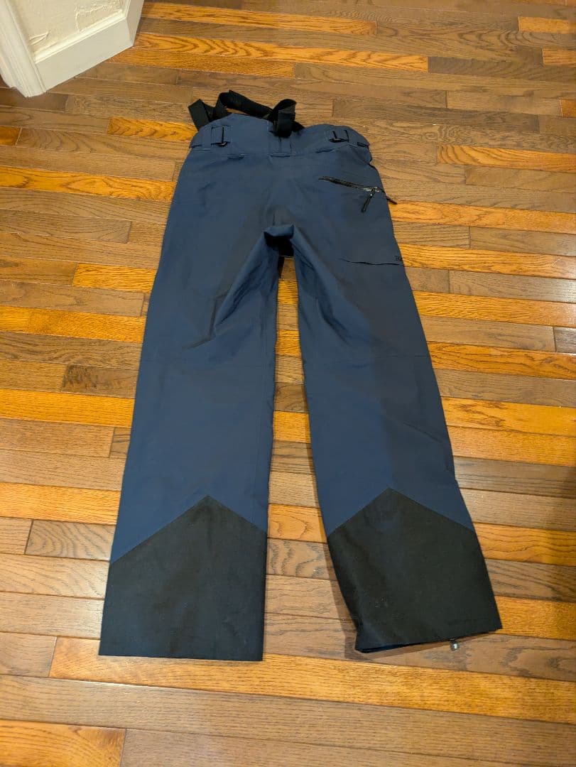 R&D Peak Performance　women s GORE-TEX