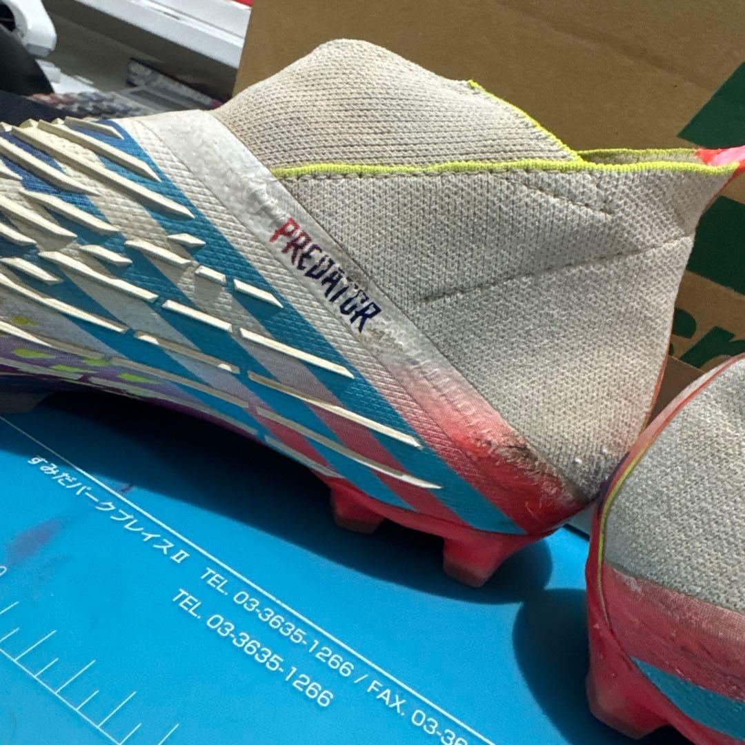 アディダス　プレデターエッジ　中古24.5cm ワールドカップカラー