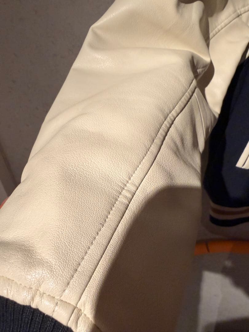 xlarge ジャケット　Mサイズ　レイビ