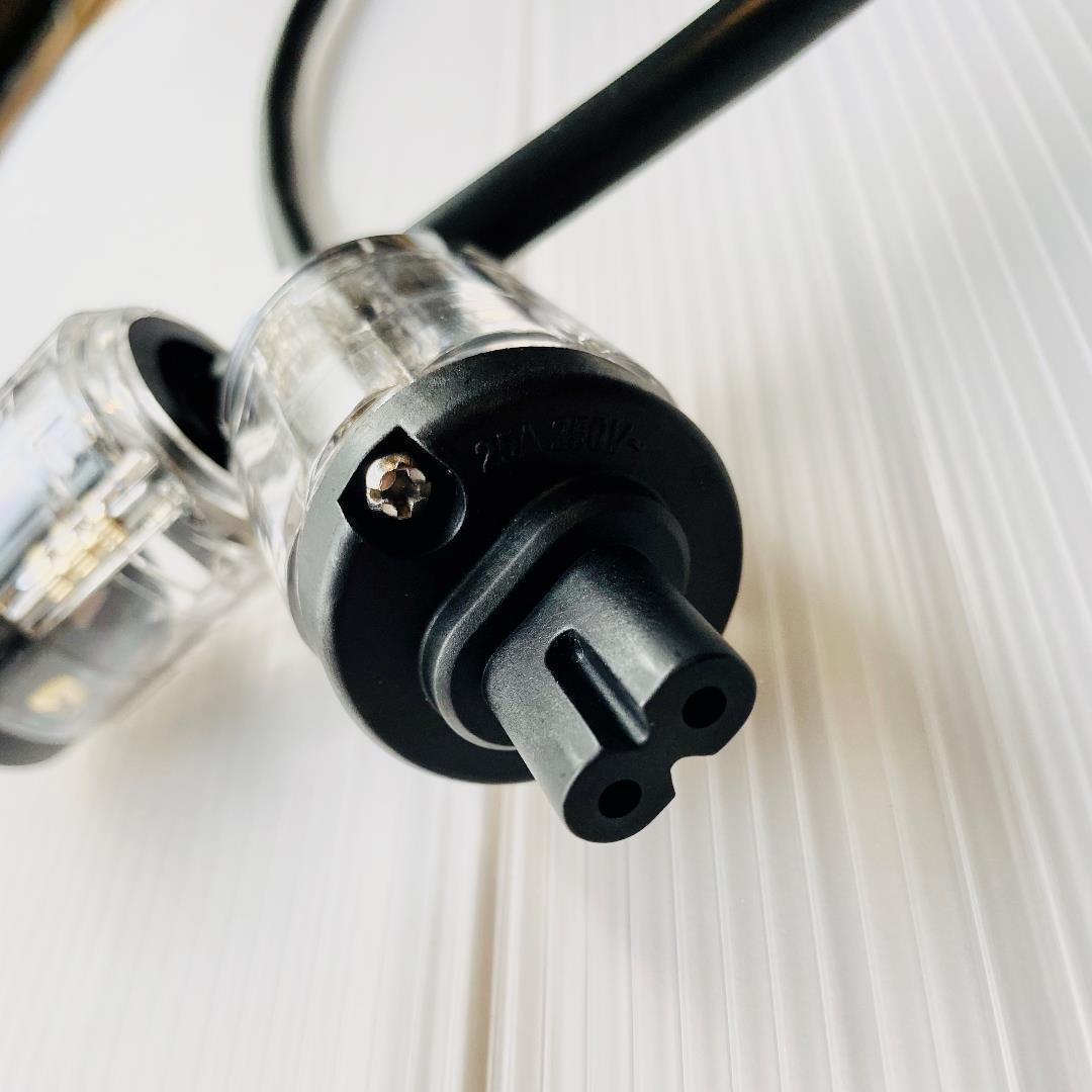 ホスピタルグレードメガネ電源ケーブル 透明 アウトボード・プレイヤーに1.0m