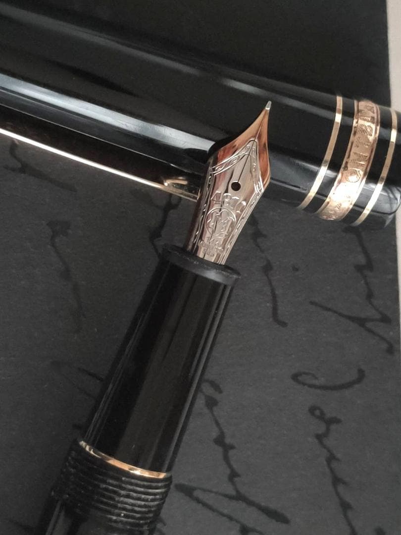 モンブラン マイスターシュテュック 万年筆 4810 14K 585 箱付