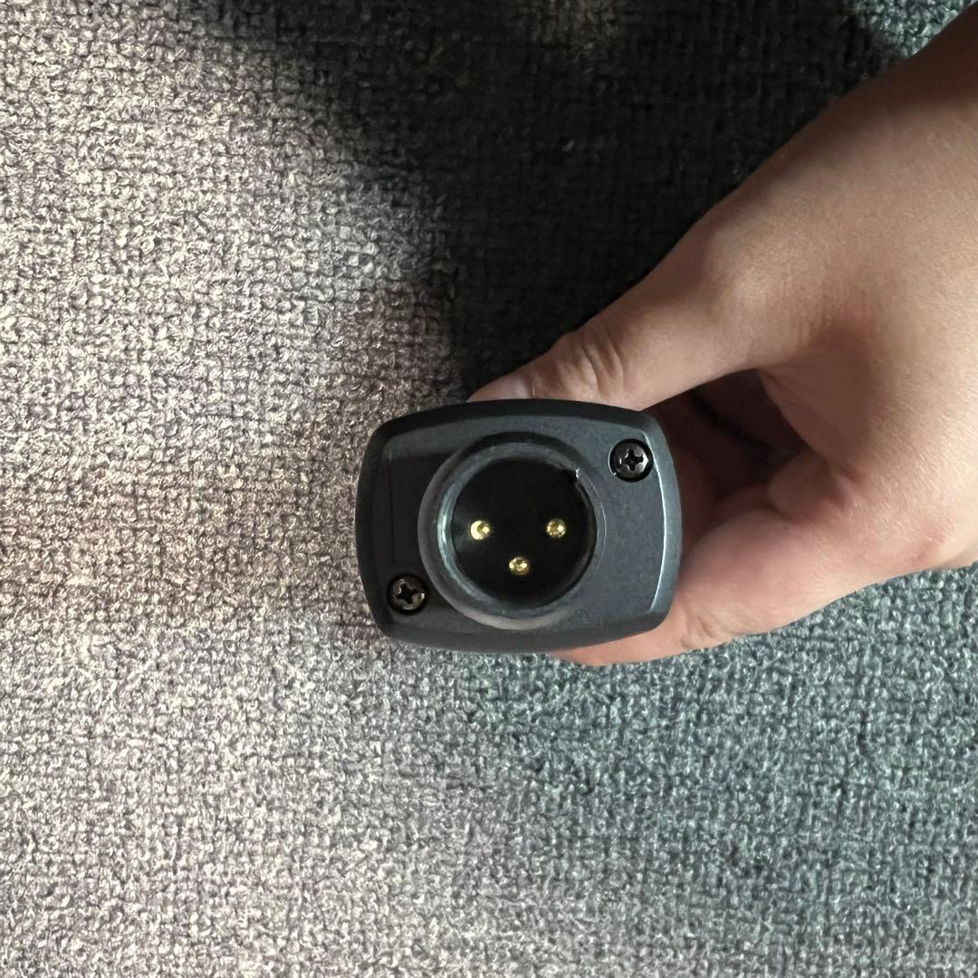 【極美品】AKG C214 コンデンサーマイク 完動品（国内正規品）