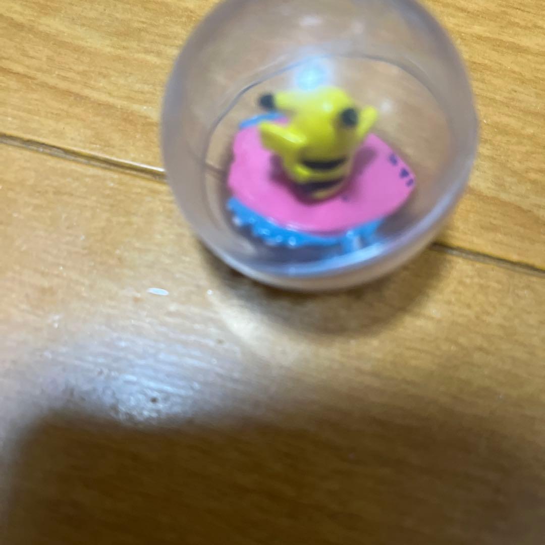 レトロなみのりピカチュウカプセルフィギュア