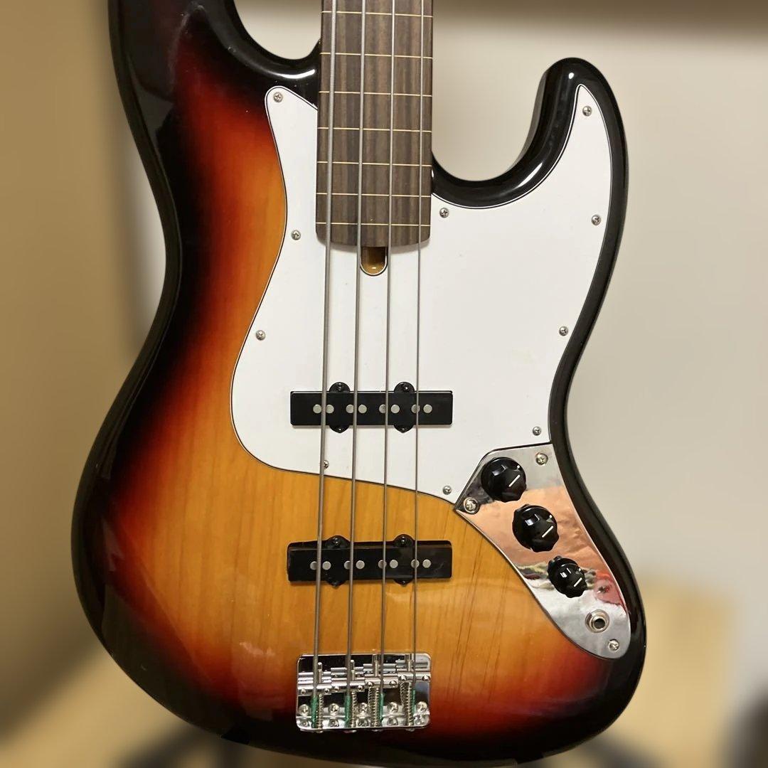 バッカス BJB-1R-FL 3TS フレットレスベース 音出ok 美中古品