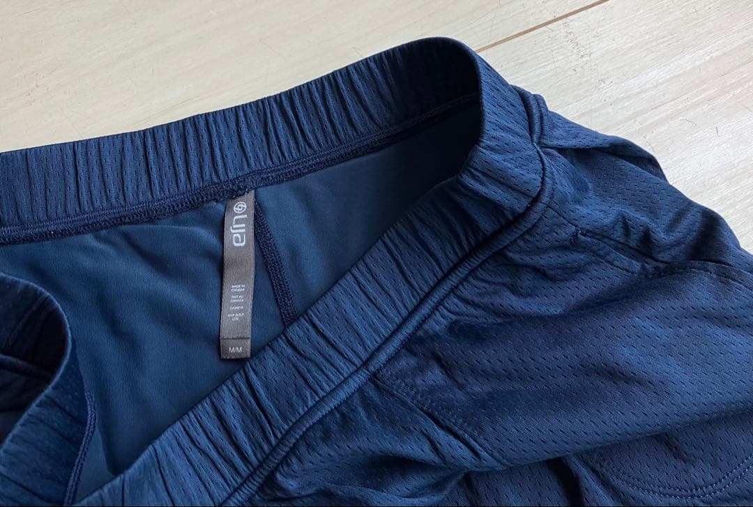 Lijaリージャ＊ネイビー メッシュレイヤードのショートパンツ＊シルエットが綺麗