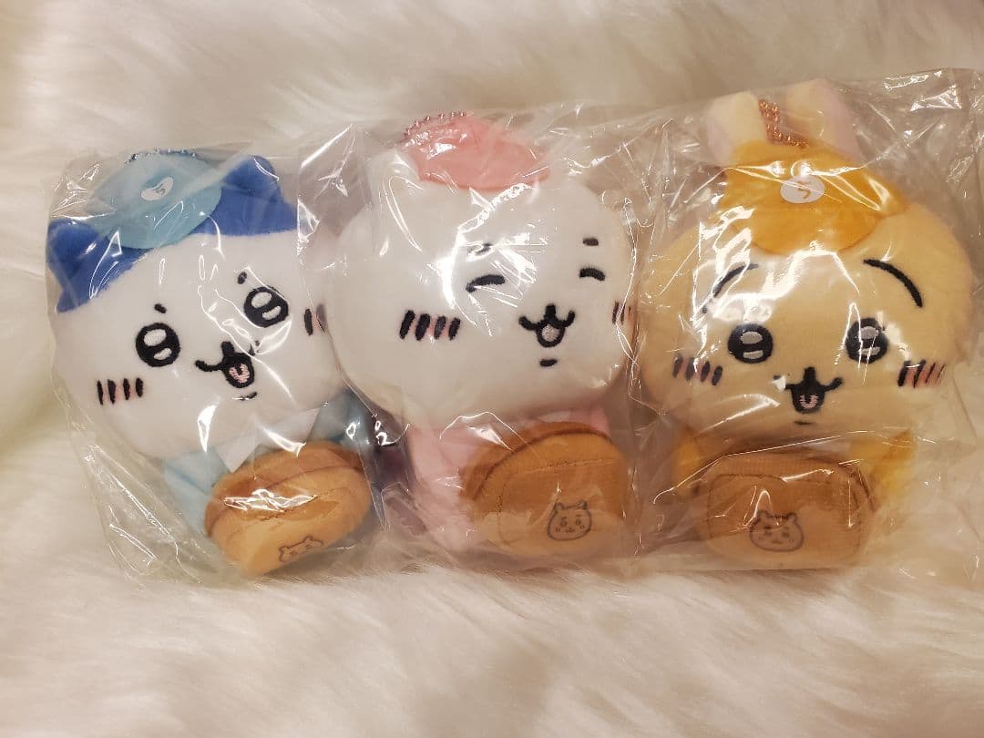 ちいかわ　働くスタッフさんマスコット 3点セット