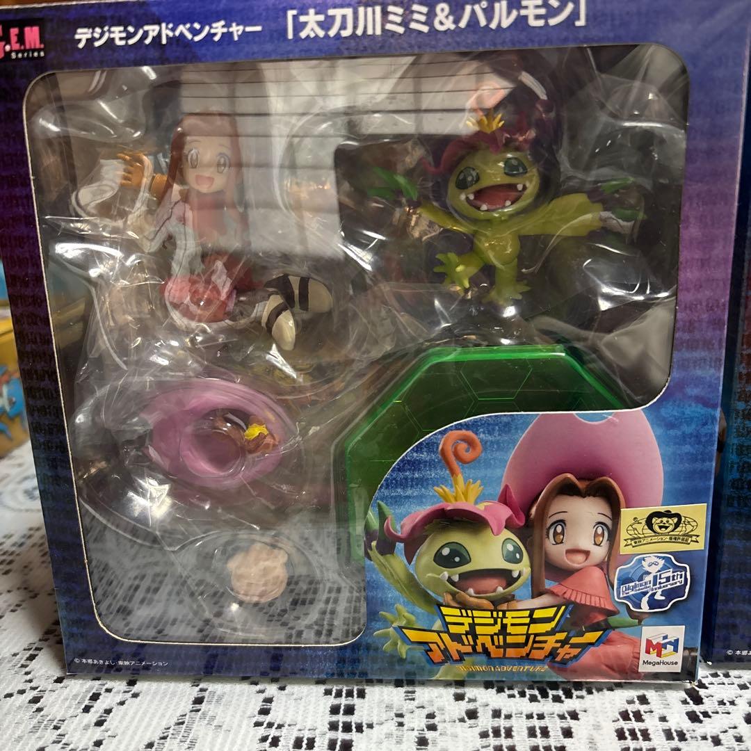 デジモン　フィギュア オルゴール DVD等