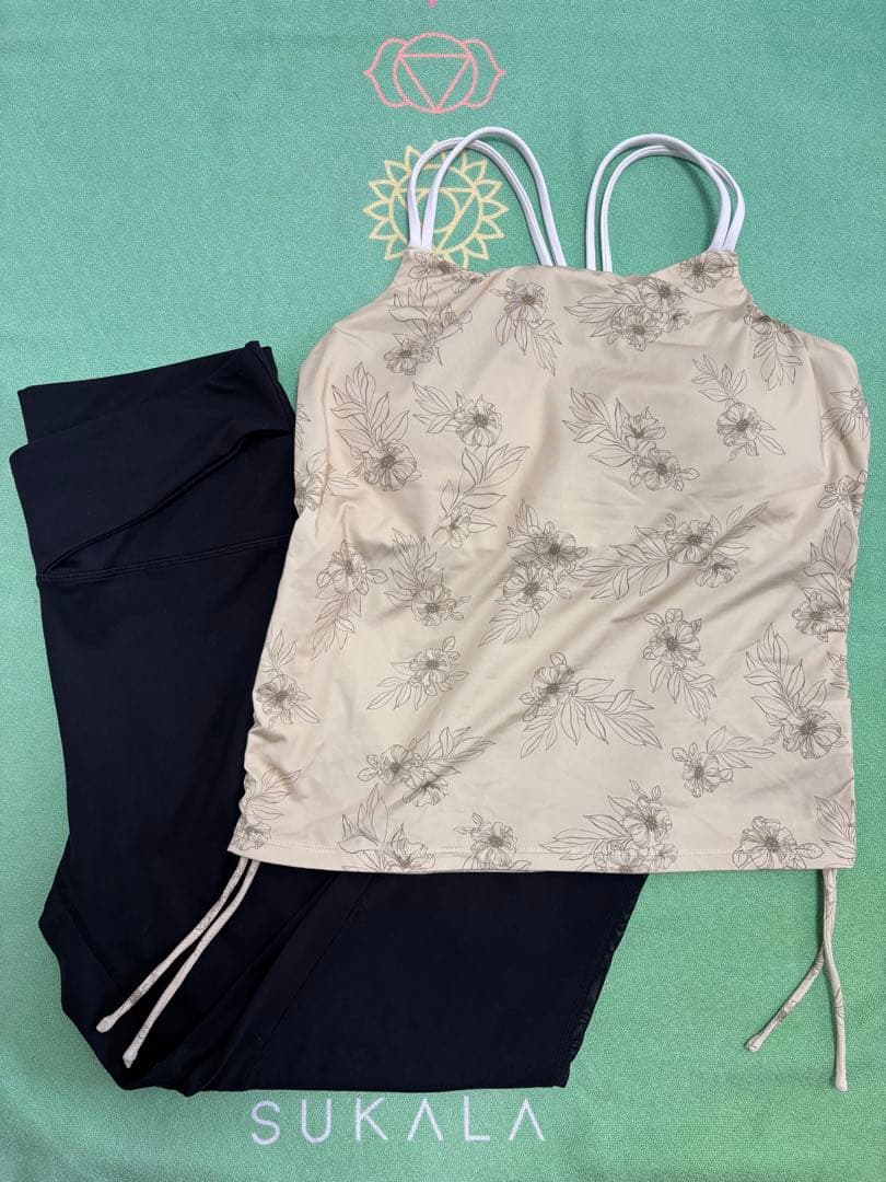 【SUKALA】 キャミソールとレギンスのセットアップ Lサイズ