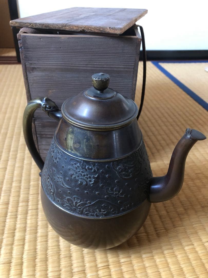 時代　唐銅　水指　木箱入