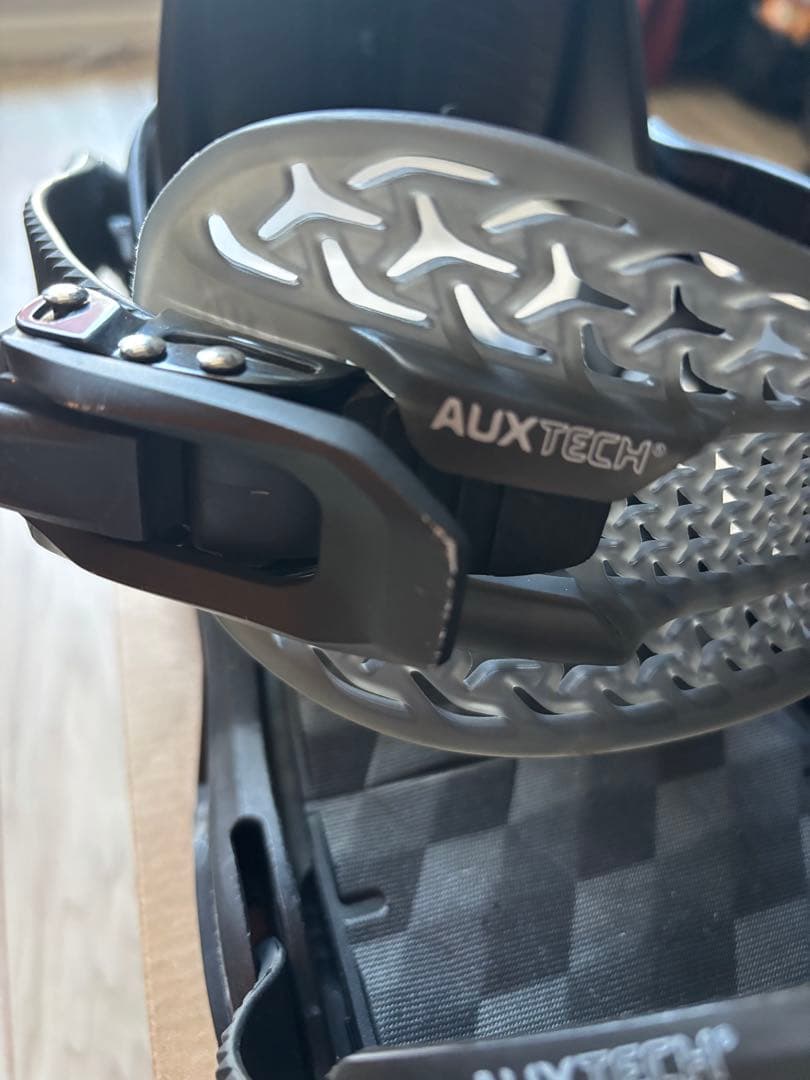 ROME SDS Vive スノーボード ビンディング ブラック　右部品欠損あり