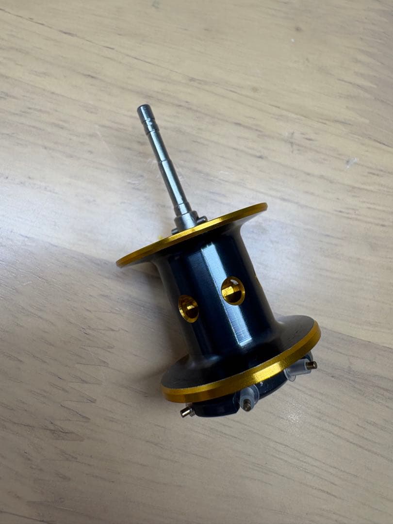 SHIMANO 09アルデバラン Mg7 右巻き