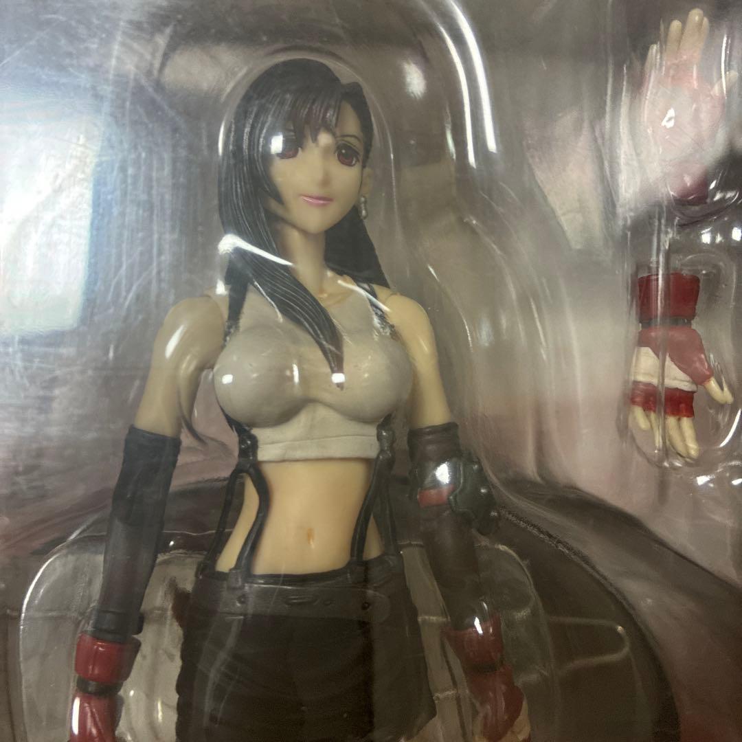 FINAL FANTASY VII Tifa Lockhart フィギュア