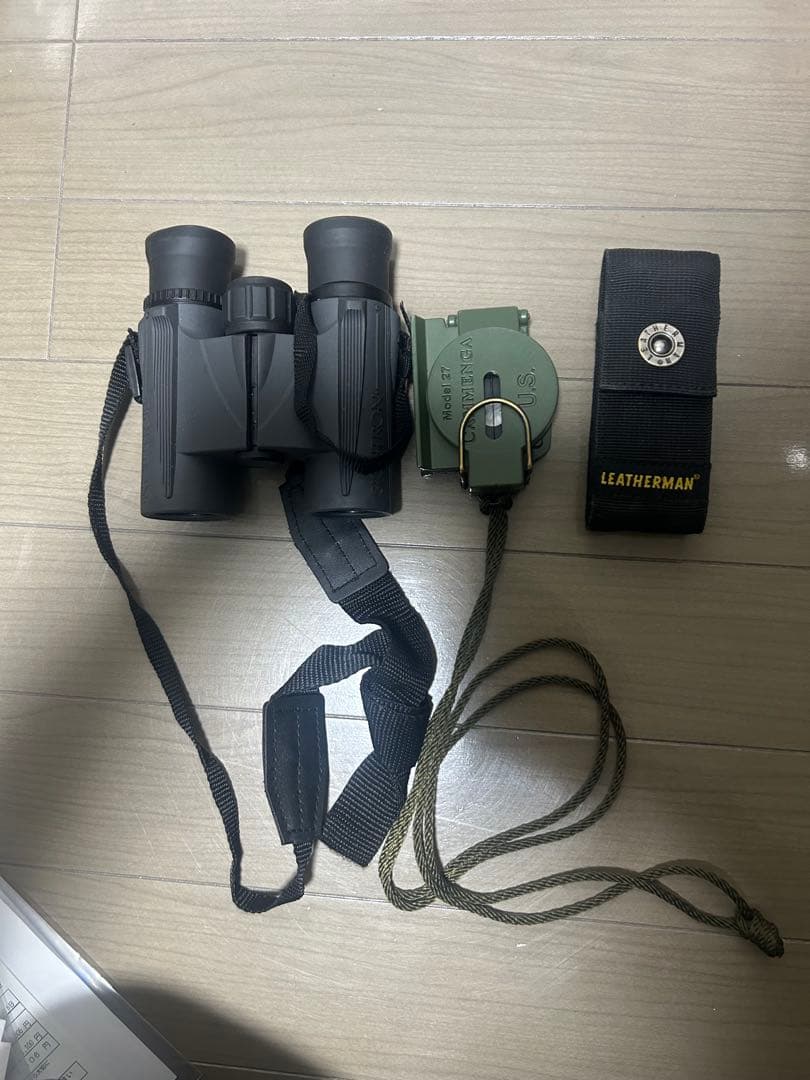 LEATHERMAN マルチツールと双眼鏡セット