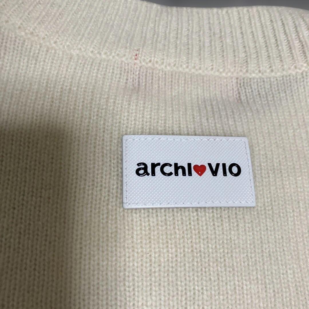 新品未使用　59400円　archivio カシミア　ハイネックプルオーバー