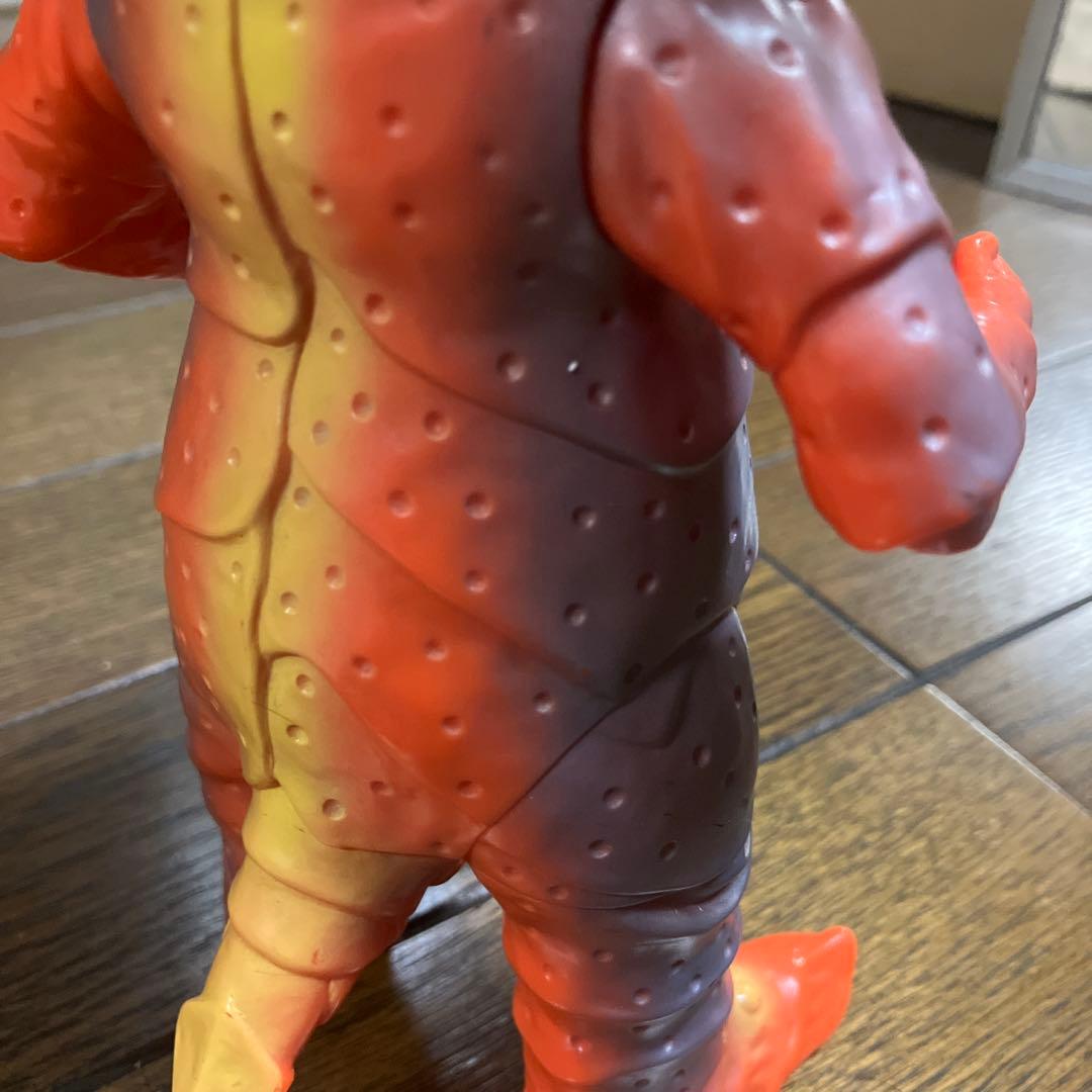 ソフビ カネゴン 怪獣郷 やまなや ウルトラＱ ブルマァク マルサン 円谷