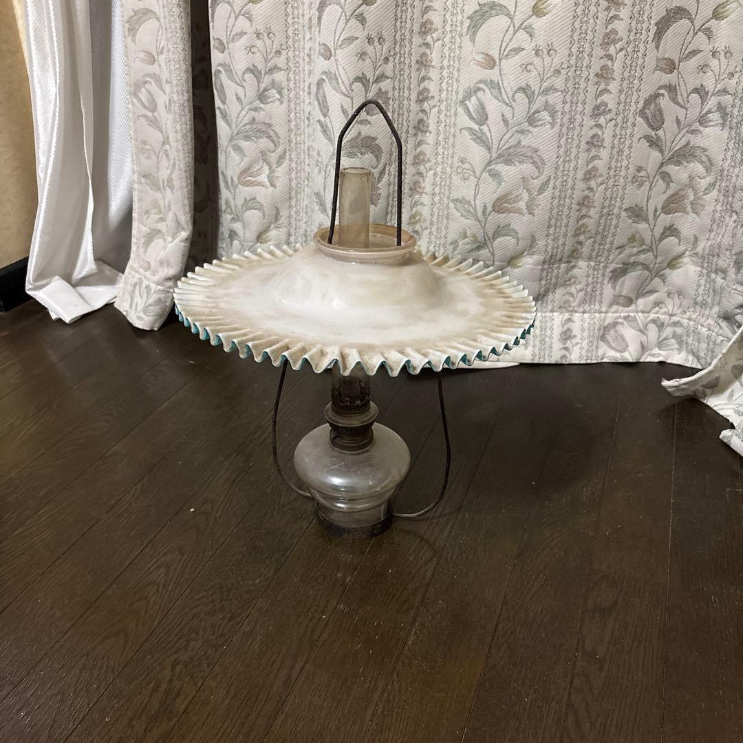 アンティークオイルランプ クリーム色