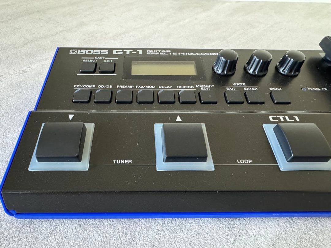 BOSS GT-1 ギターエフェクター + 純正アダプタセット